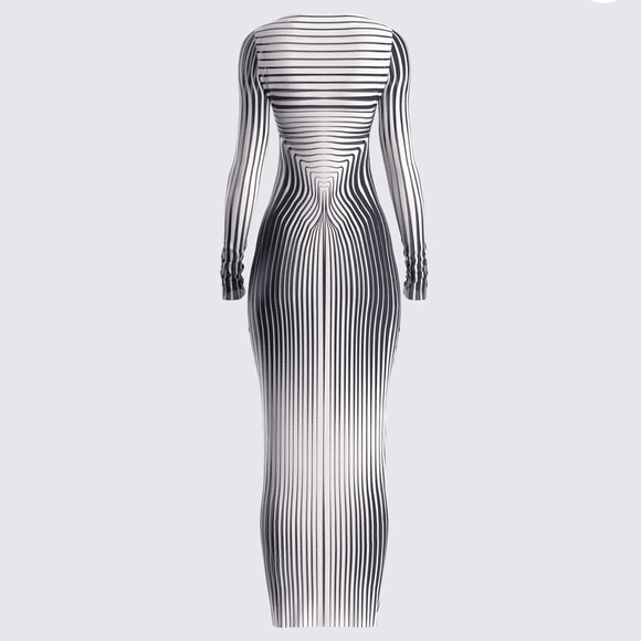 Illusion print dress - Picture 3 of 6